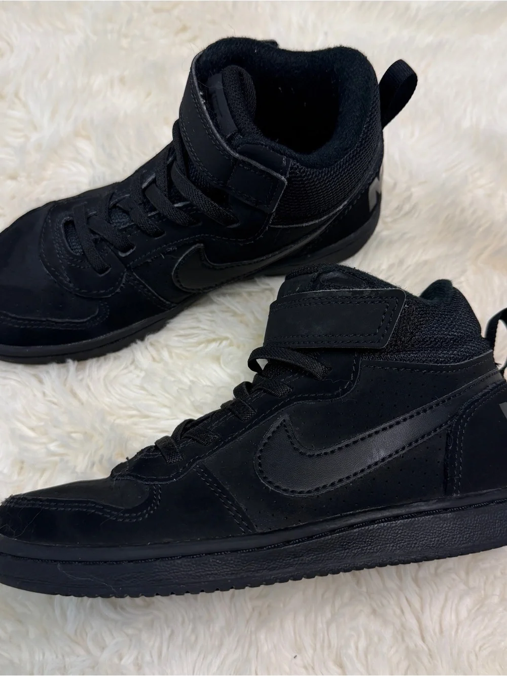Nike Court Borough Mid 2 Solid Black Sneakers